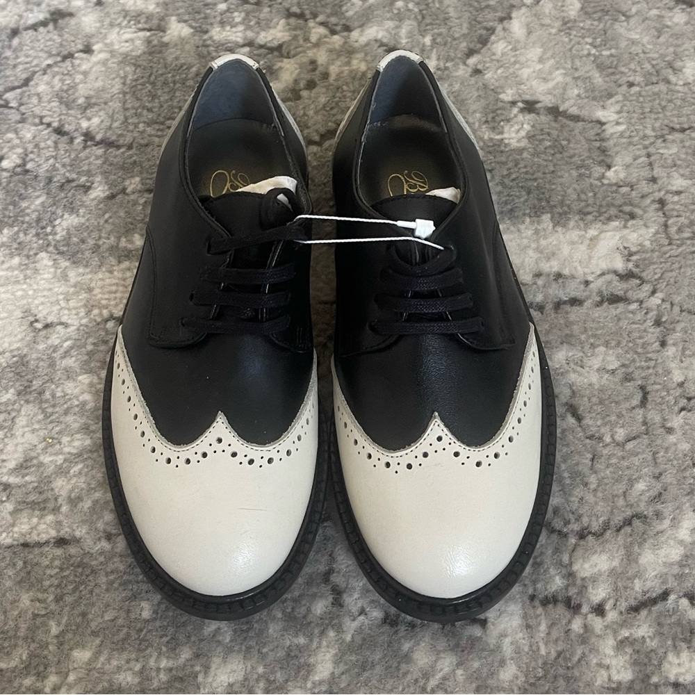 Oxford Black and white BONPOINT Brogues / Oxford shoes